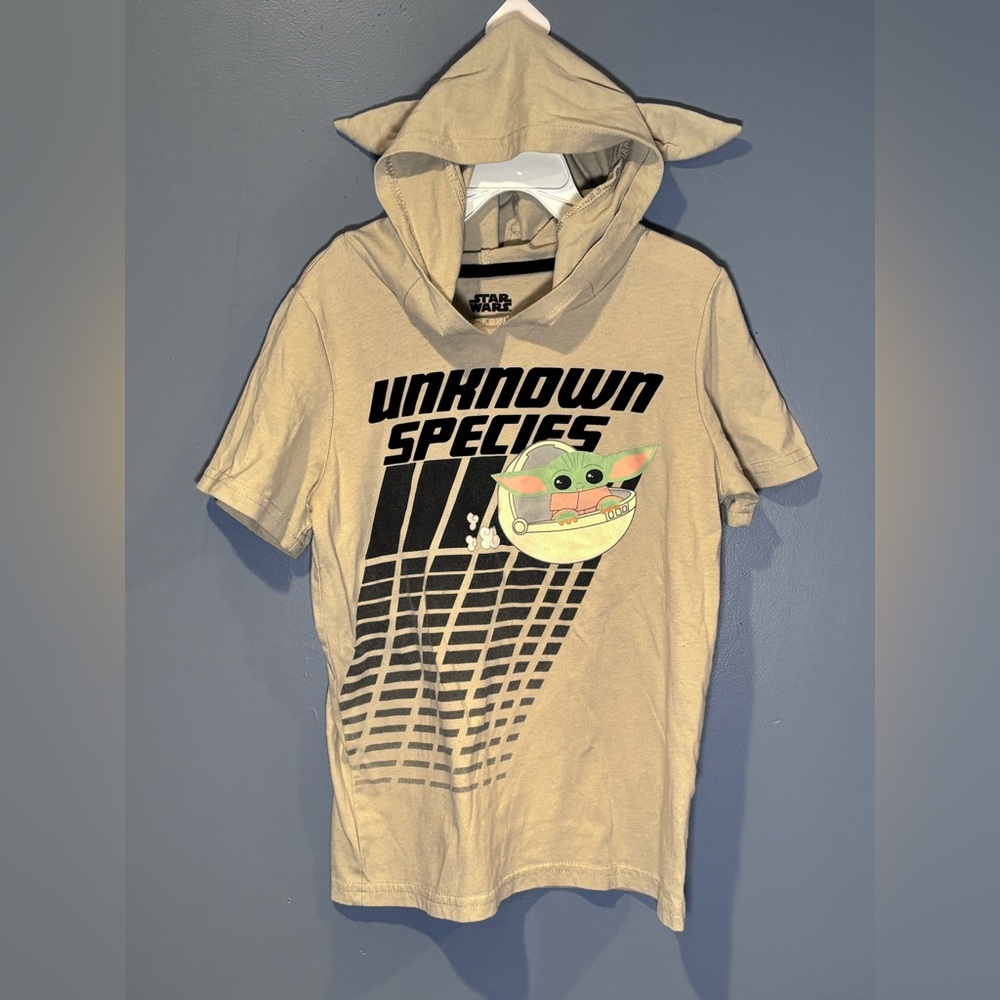 Set Of 3 Shirts Hoodies Short Sleeve Different Brands For Boys Size Medium